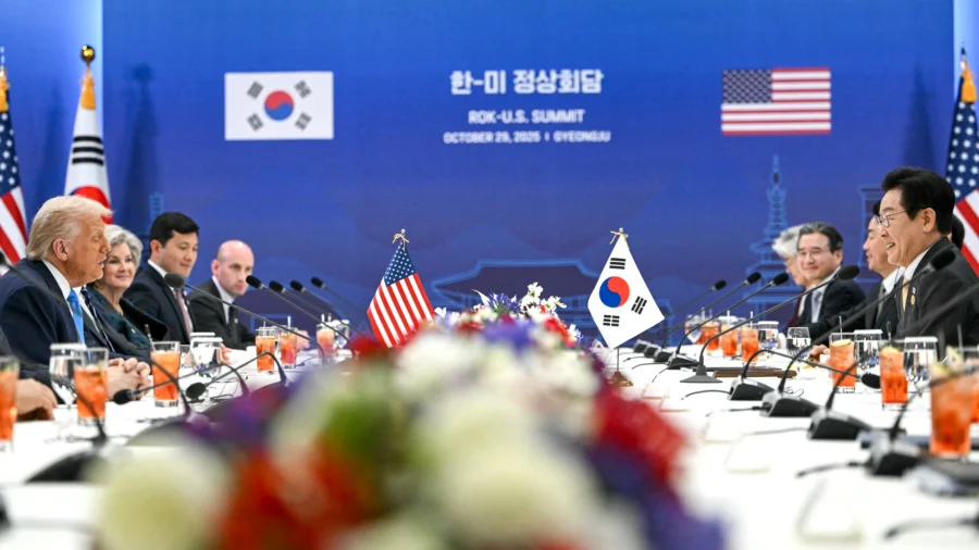 South Korea Moves to Pass US Investment Bill After Trump Tariff Warning