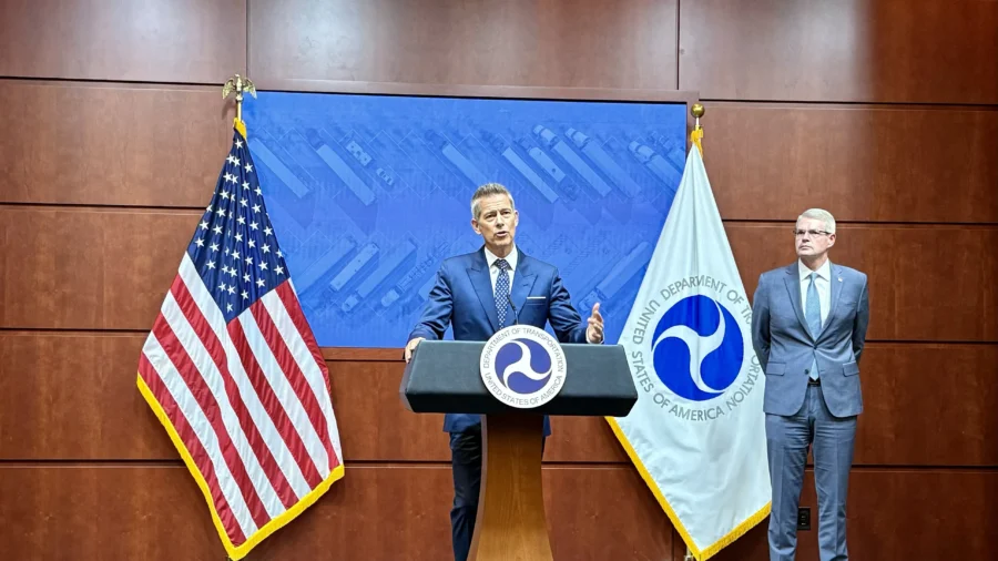 REPLAY: Duffy Announces Major Aviation Safety Actions and Updates on Louisville UPS Plane Crash