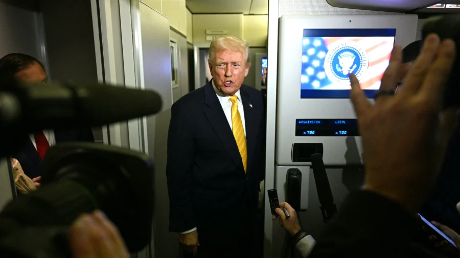 White House Week in Review (Nov. 15): Shutdown Ends, Sex Offender Crackdown,