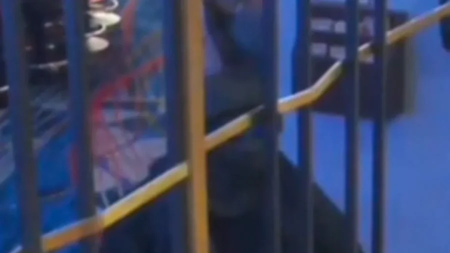 Las Vegas Casino Robbery Caught on Camera