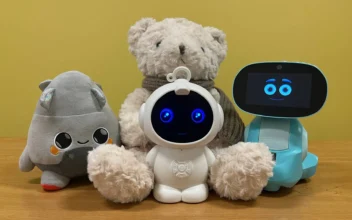 Advocacy Groups Urge Parents to Avoid AI Toys This Holiday Season