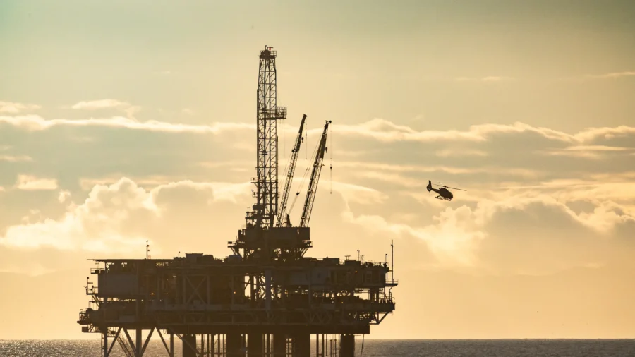 Trump Admin Approves Offshore Oil Drilling in Areas Off Florida, California, Alaska Coastlines