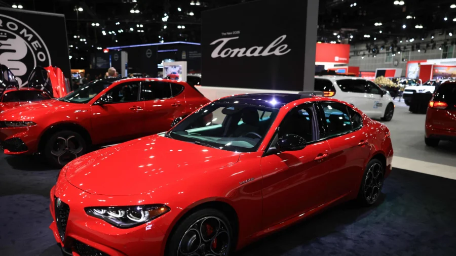Los Angeles International Auto Show Kicks Off