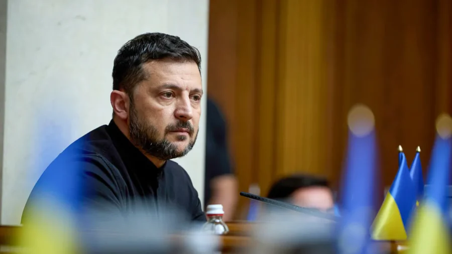 Zelenskyy Says Ukraine Faces ‘Difficult’ Crossroads as It Weighs Trump’s 28-Point Peace Plan