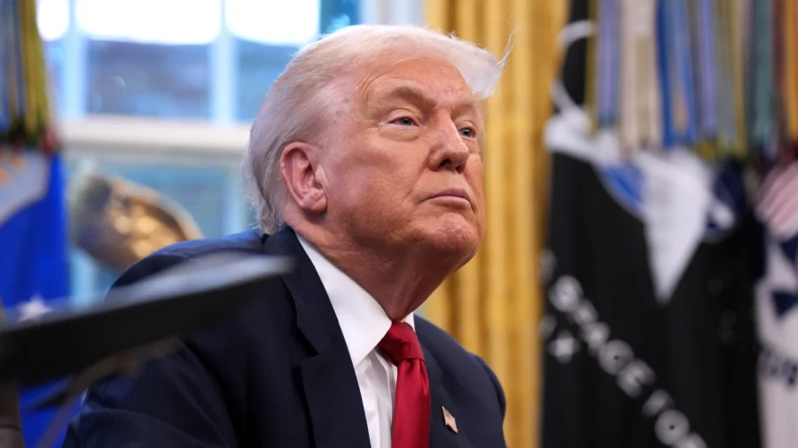 Trump Signs Order Launching 'Genesis Mission' to Boost AI-Driven Innovation