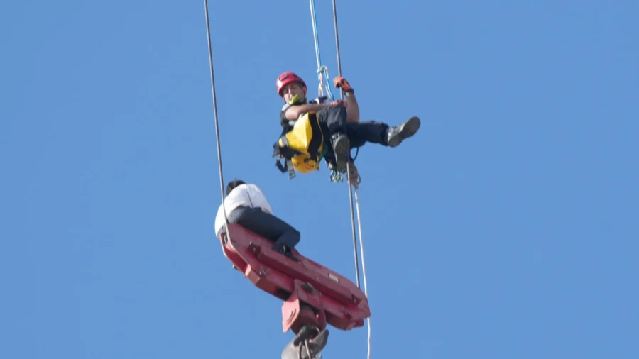 Fire Teams Rescue 15-Year-Old Stuck on Crane Over High-Rise Building in Jerusalem