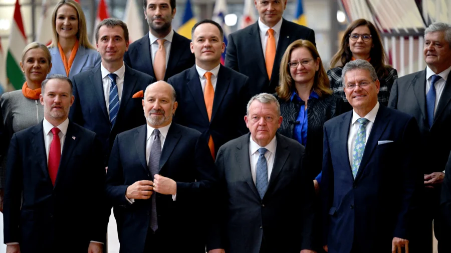 Officials Hold News Conference After EU Trade Talks on China and Tariffs