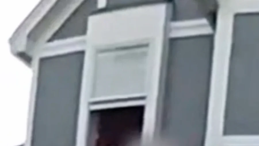 Deputies Rescue Woman From Care Home Roof
