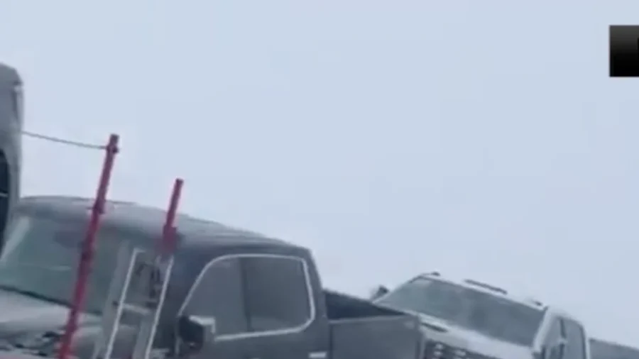 Blizzard Conditions Disrupt Traffic in Minnesota
