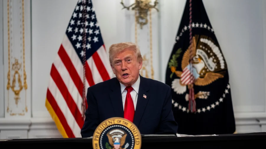 Trump Says US May Cut Income Tax Completely in Next Couple of Years Due to