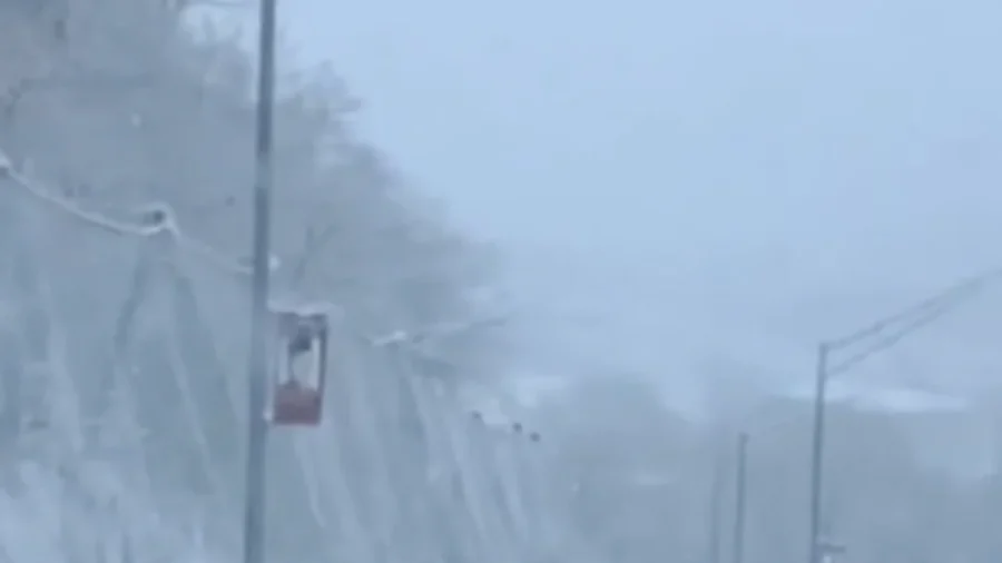 Winter Storm, Icy Road Strands Drivers in West Virginia
