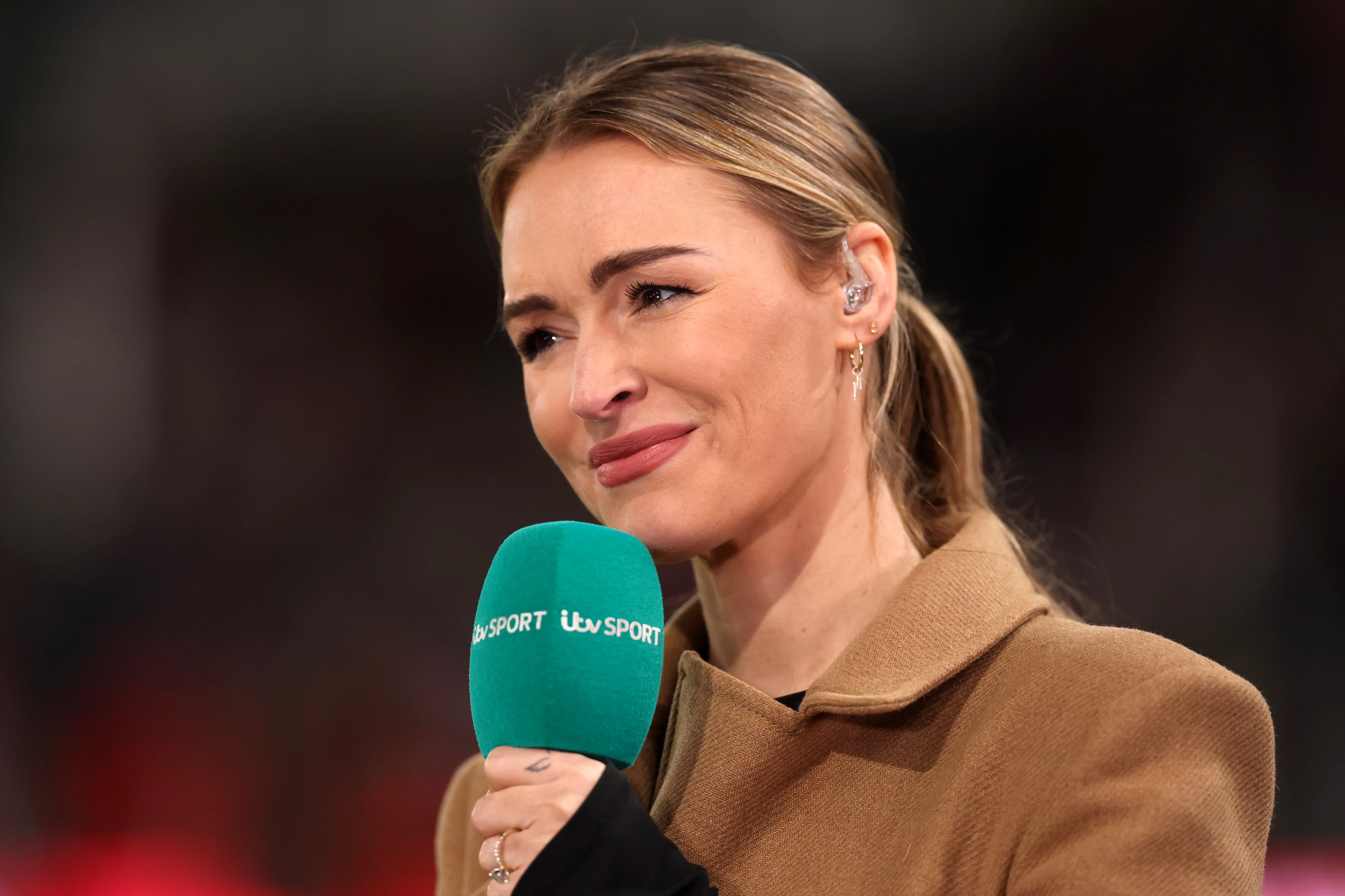 British TV Presenter Laura Woods Collapses On Air During England Soccer  Match | NTD
