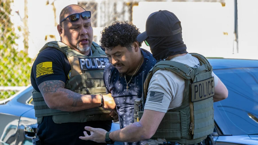 Judge Limits No-Warrant Immigration Arrests