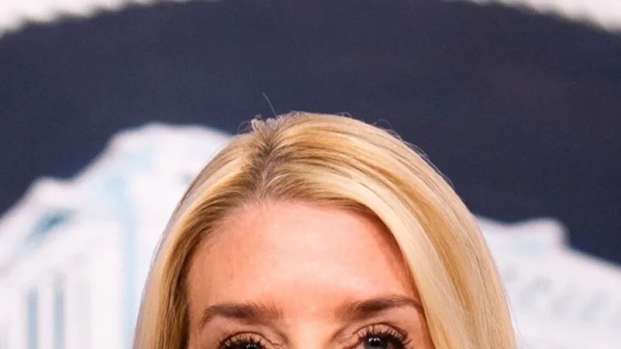 AG Bondi Identifies Suspect in Washington J6 Pipe Bomb Case