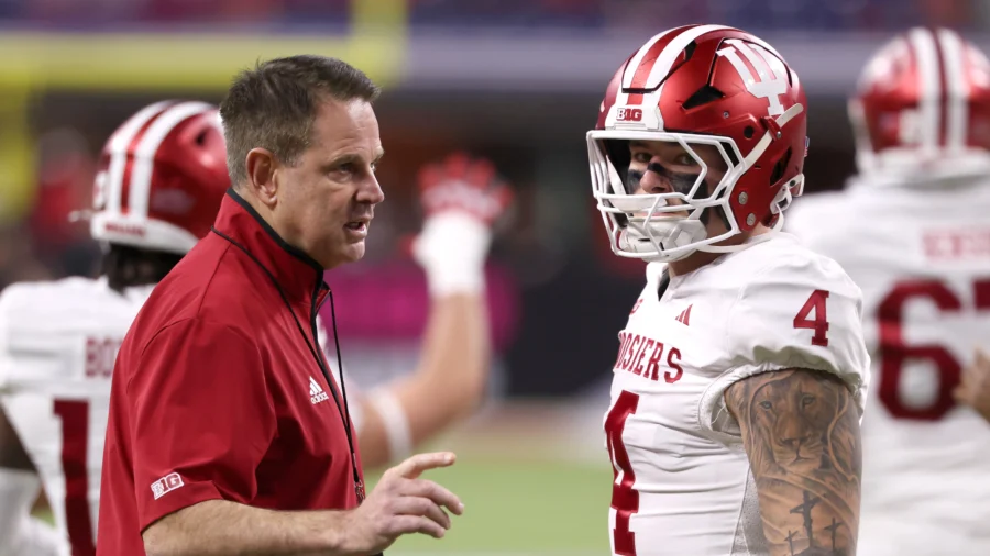 Alabama, Miami In, Notre Dame Out and Indiana No. 1 in College Football Playoff Rankings