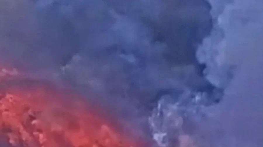 Hawaii's Kilauea Volcano Erupts, Knocks Out Remote Camera