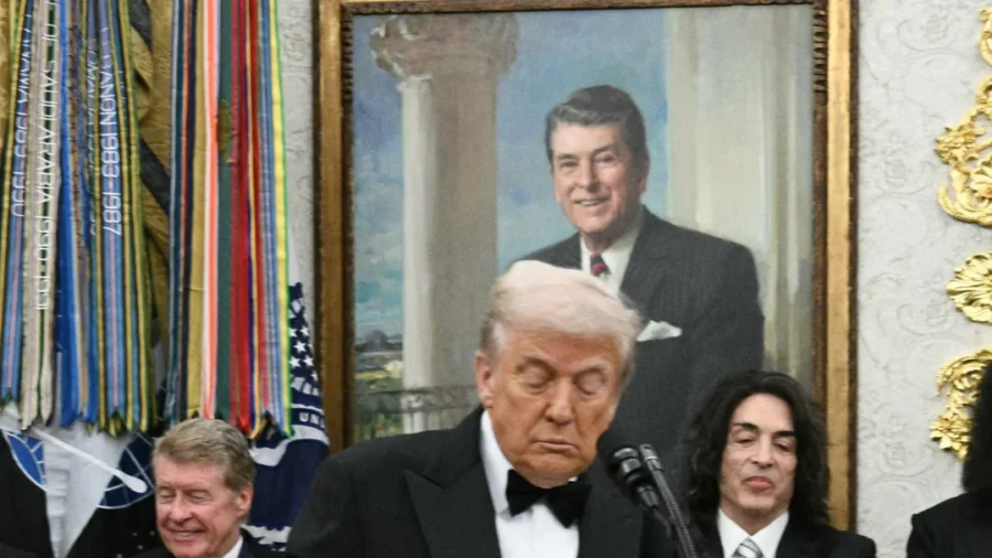 Trump Presents Medals For Kennedy Center Honorees