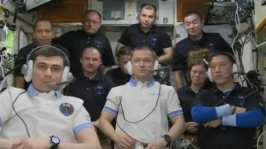 NASA Astronaut Jonny Kim Space Station Farewells and Hatch Closing