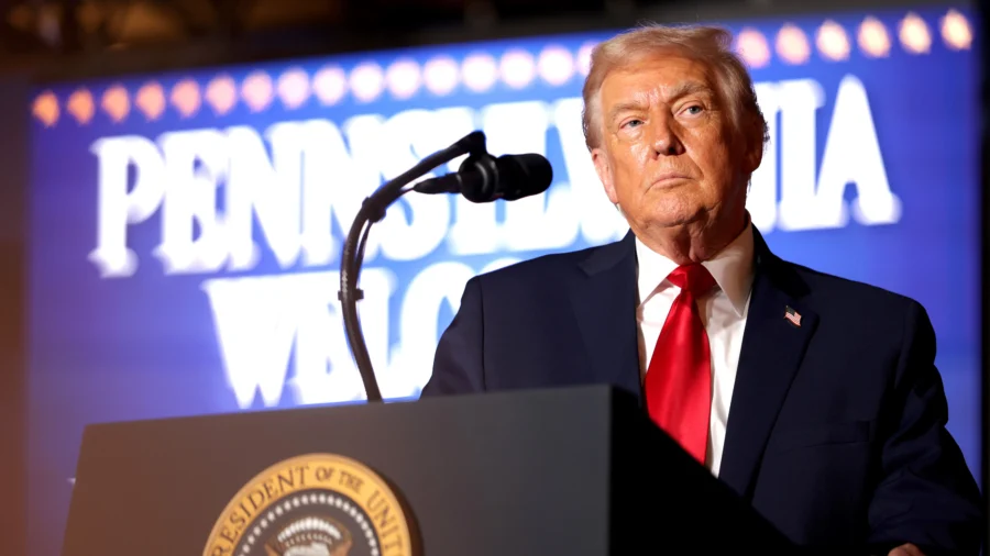 Trump Touts Lower Prices, Bigger Paychecks in 1st Stop of National Tour