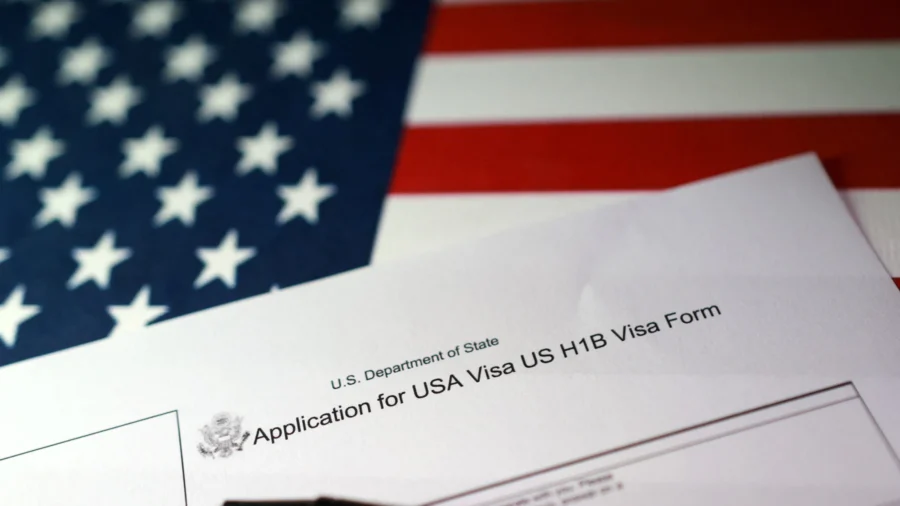 20 States Sue Trump for Imposing $100,000 Fee on H-1B Visas