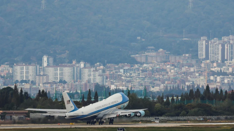 President's New Air Force One Jet From Boeing Delayed Again