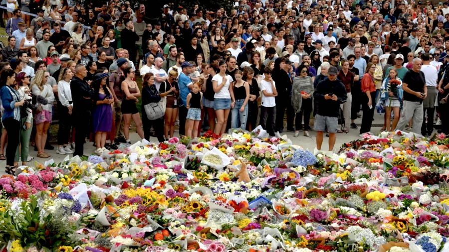Australian Police Say Bondi Beach Mass Shooting Was Inspired by ISIS