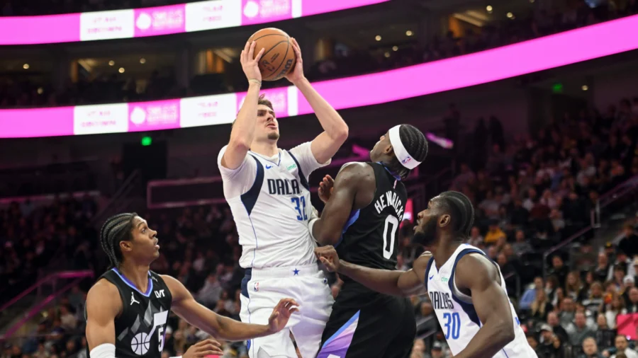 Mavericks Rookie Cooper Flagg Youngest in NBA History to Score 40