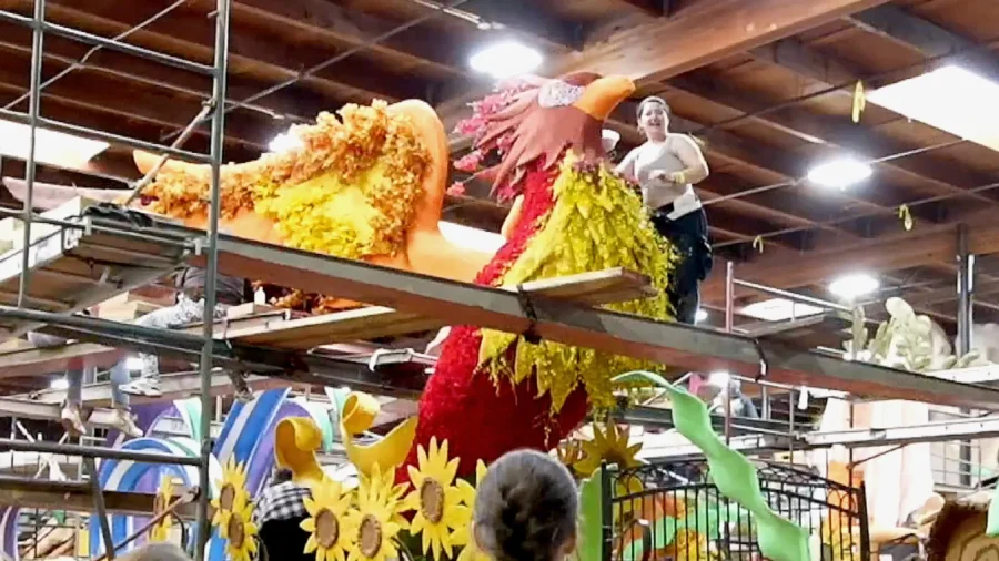 California Wildfire Survivors Honored With Rose Parade Float