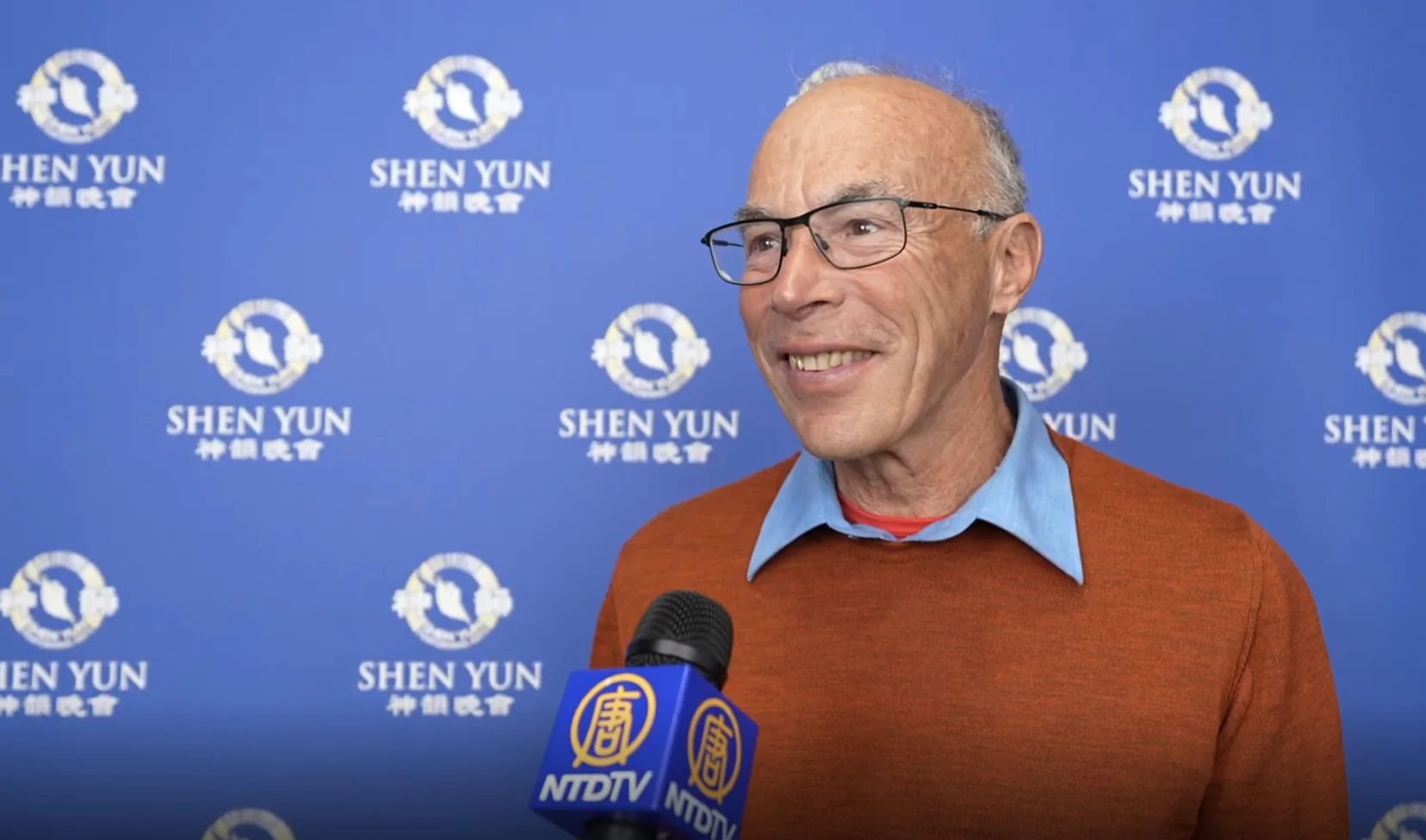 Bruno Beaujean, an aeronautical engineer, at the Shen Yun performance in Toulon on Jan. 4, 2026. (NTD)