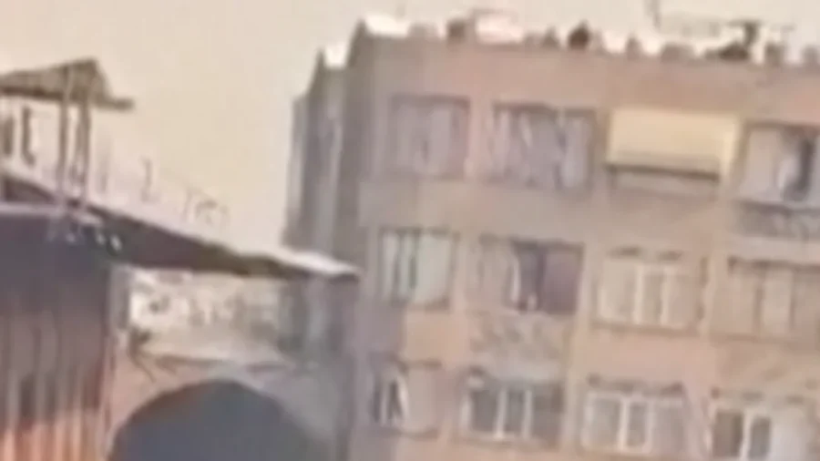 Protesters, Security Forces Clash in Tehran's Grand Bazaar