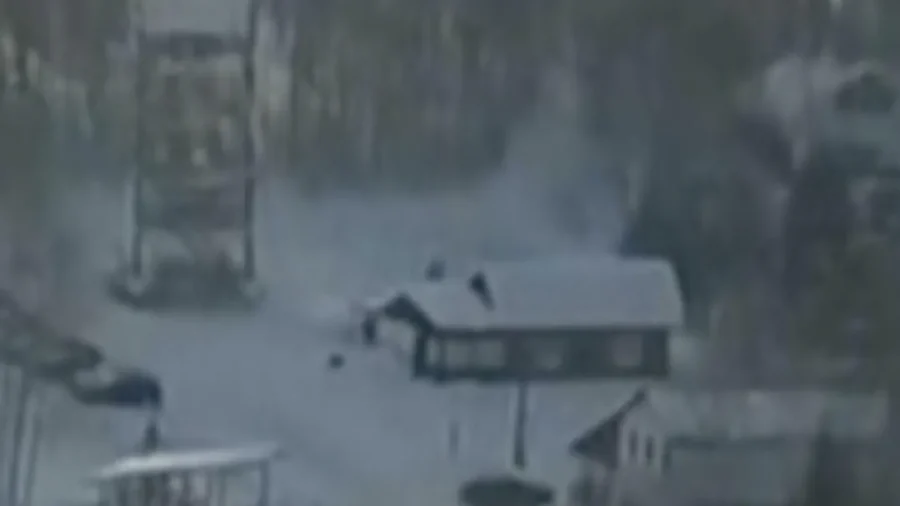 2 Killed in Russia After Helicopter Hits Cables, Plunges to the Ground