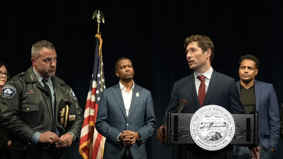 Minneapolis City Leaders Hold Briefing on ICE Shooting