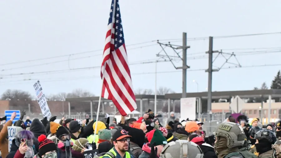 Law Enforcement Deploys Pepper Balls Against Minneapolis Protesters