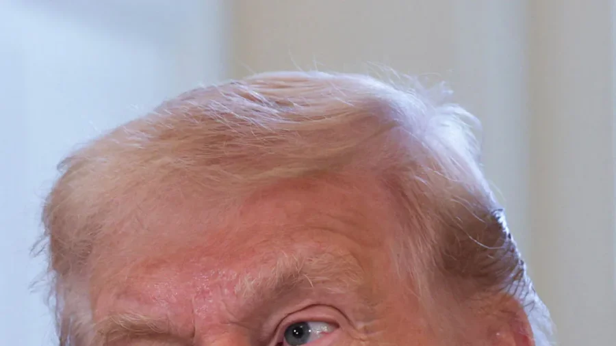Trump Proclaims US Oil 'Open for Business'