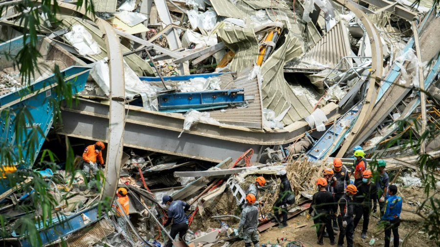 Death Toll in Philippines Landfill Collapse Rises to 4