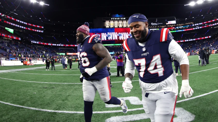 Dramatic Endings to NFL and College Playoff Contests