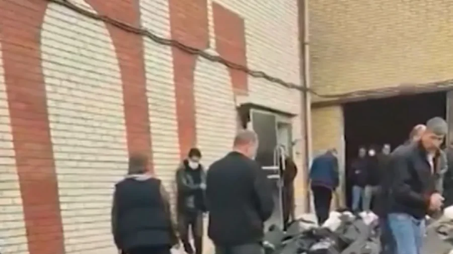 Iranians Search for Loved Ones’ Bodies on Streets