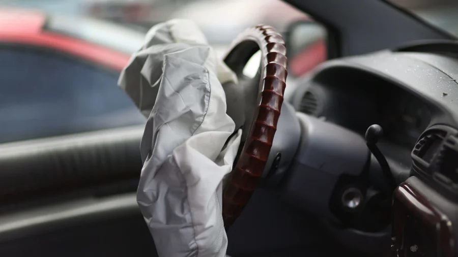Made-in-China Air Bags Blamed in 8 Drivers’ Deaths