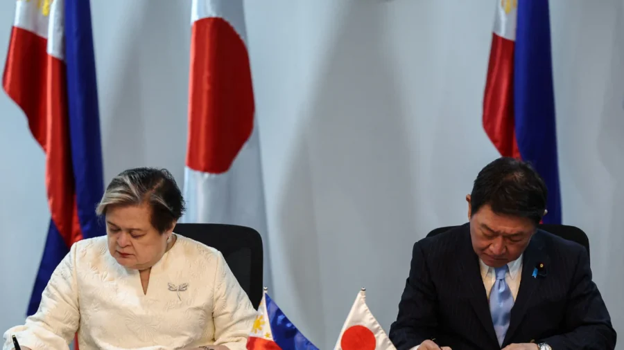 Japan and Philippines Sign Defense Pacts to Strengthen Security