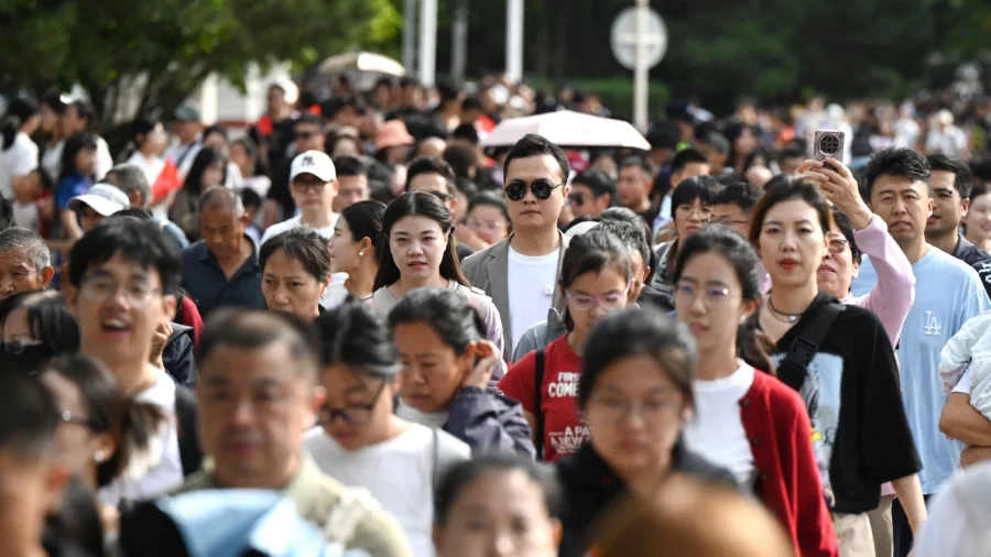 Why China’s Viral ‘Are You Dead?’ App Speaks to a Deeper Social Unease