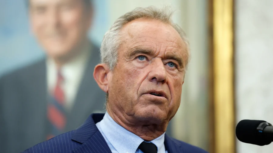 HHS Says It Will Start Study on Cellphone Radiation