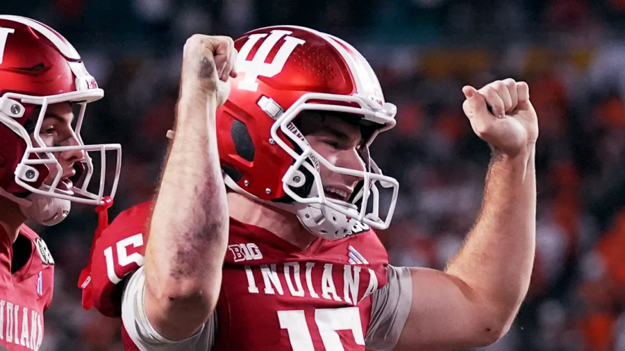 Indiana Completes Undefeated Season and Wins First National Title, Beating Miami 27-21 in CFP Final
