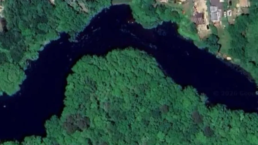 10,000 Gallons of Raw Sewage Spill Into Peconic River From Broken Pipe