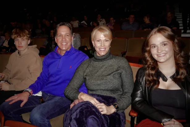 Sean and Diana Powell enjoyed Shen Yun Performing Arts with their children at the Eisemann Center in Dallas on Jan. 18, 2026. (Lily Yu/The Epoch Times)