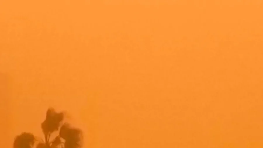 Heavy Dust Storm Hits Libya, Forces Flight Suspensions