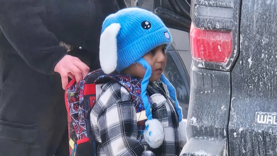 Border Patrol Chief: 5-Year-Old Boy Remains With His Family