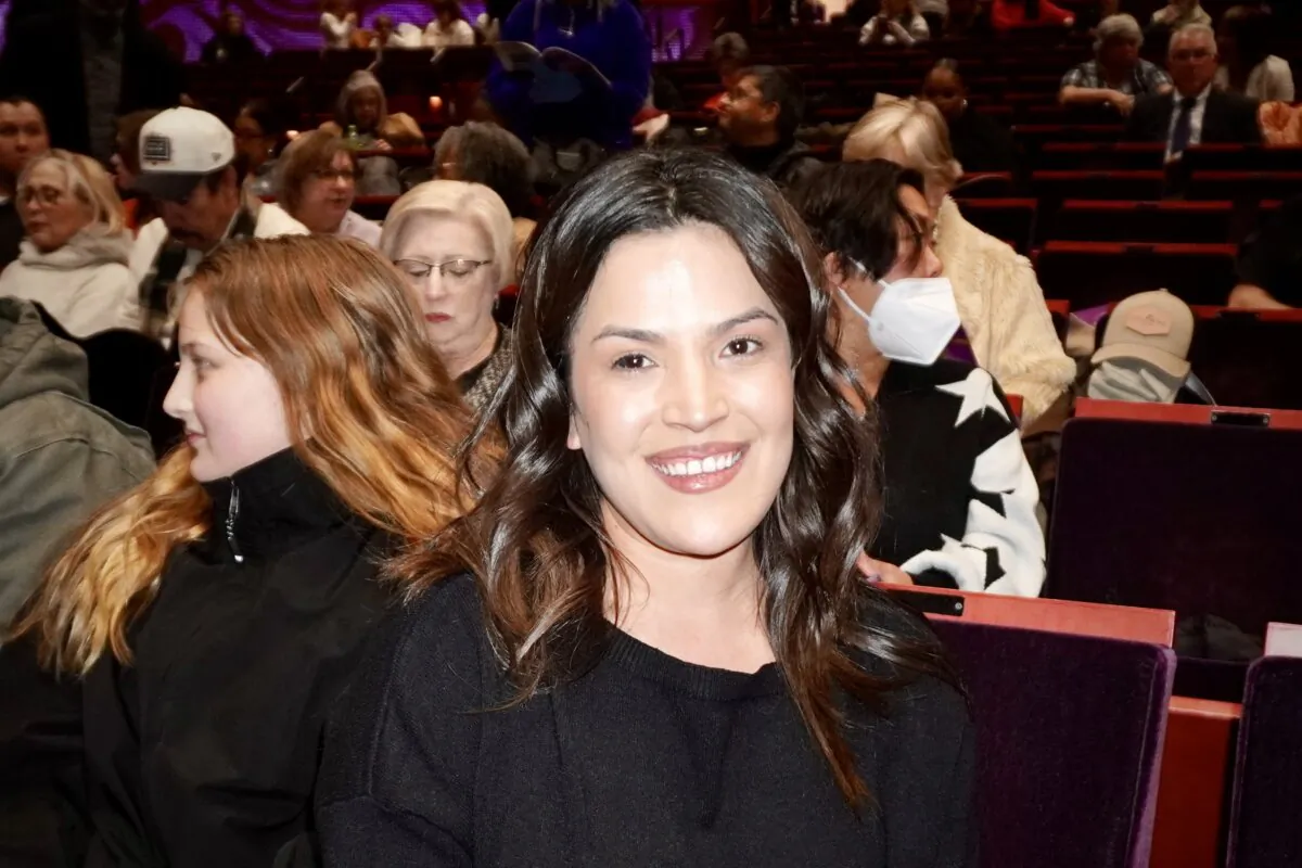 Daniela Contreras enjoys Shen Yun at the Tobin Center for the Performing Arts in San Antonio on Jan. 24, 2026. (Sonia Wu/The Epoch Times)