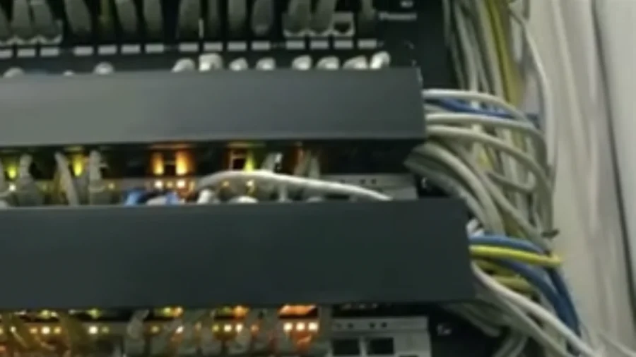 Chinese Spies Hack Downing Street Mobile Phones