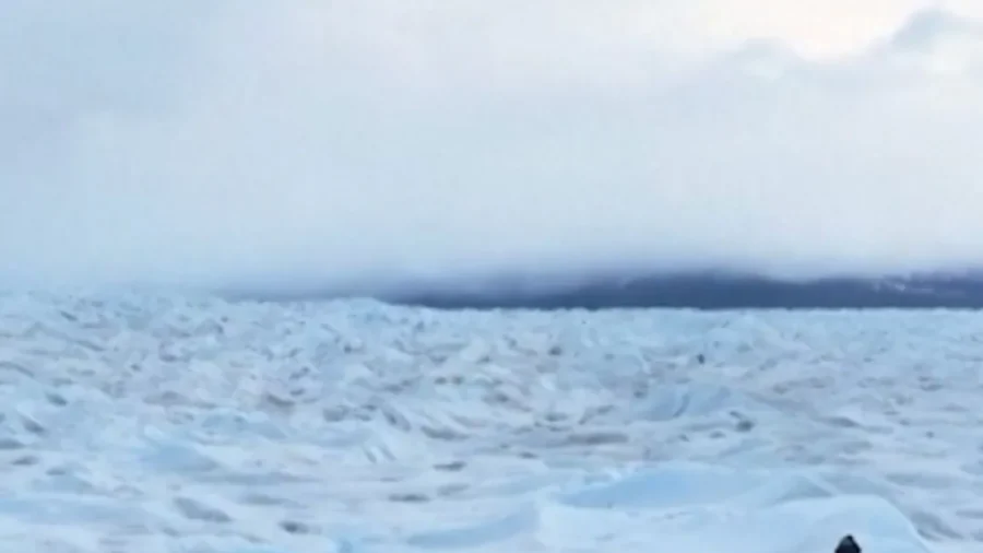 Chilean Scientists Puzzle Over Thickening of South America's Largest Glacier