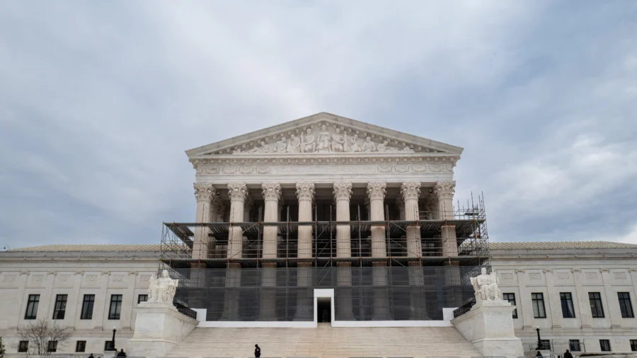 Supreme Court to Hear Argument on Trump's Birthright Citizenship Order in April